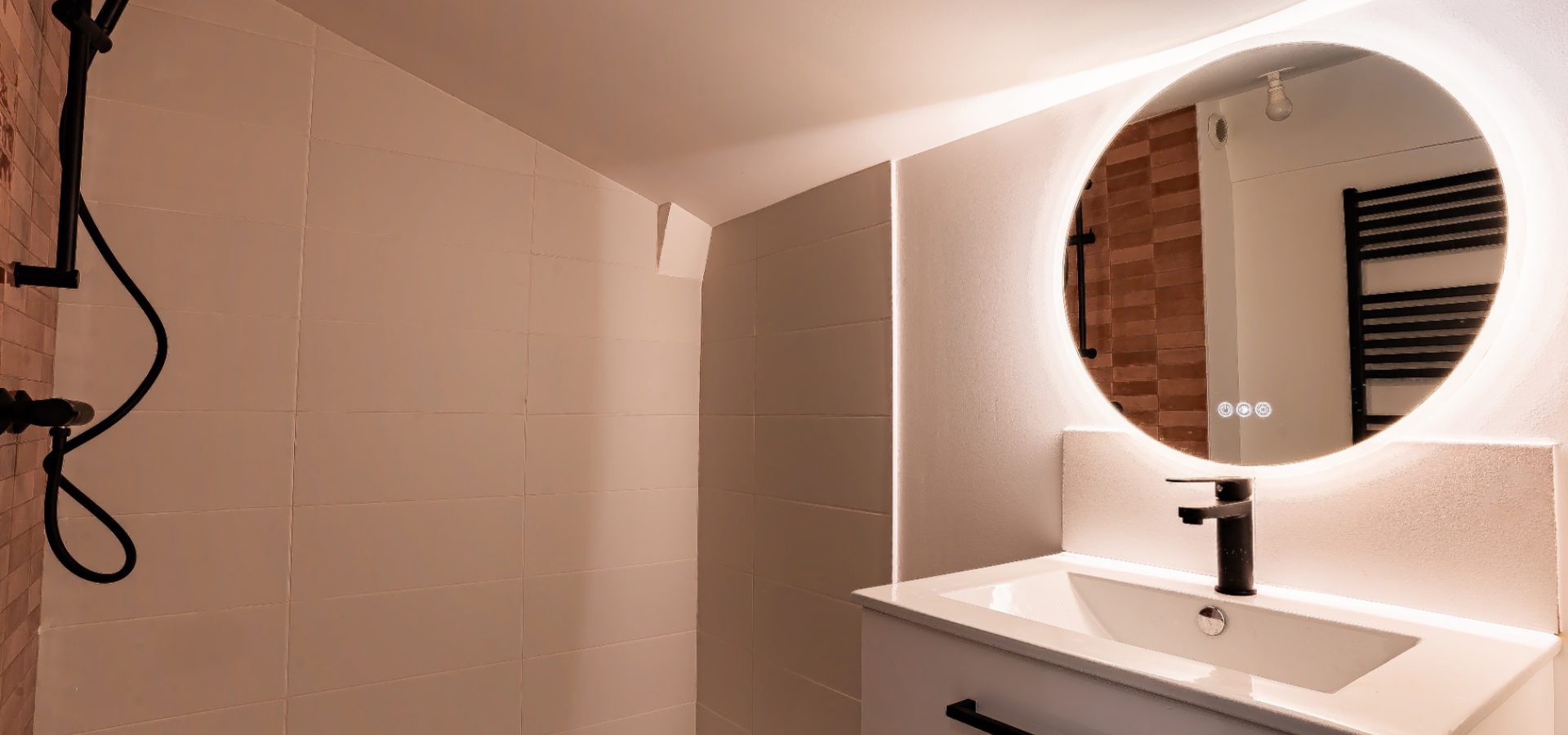 Image-Compressor.org_1024KB_Copie de Chambre 2 salle de bain - Horizontale- ok