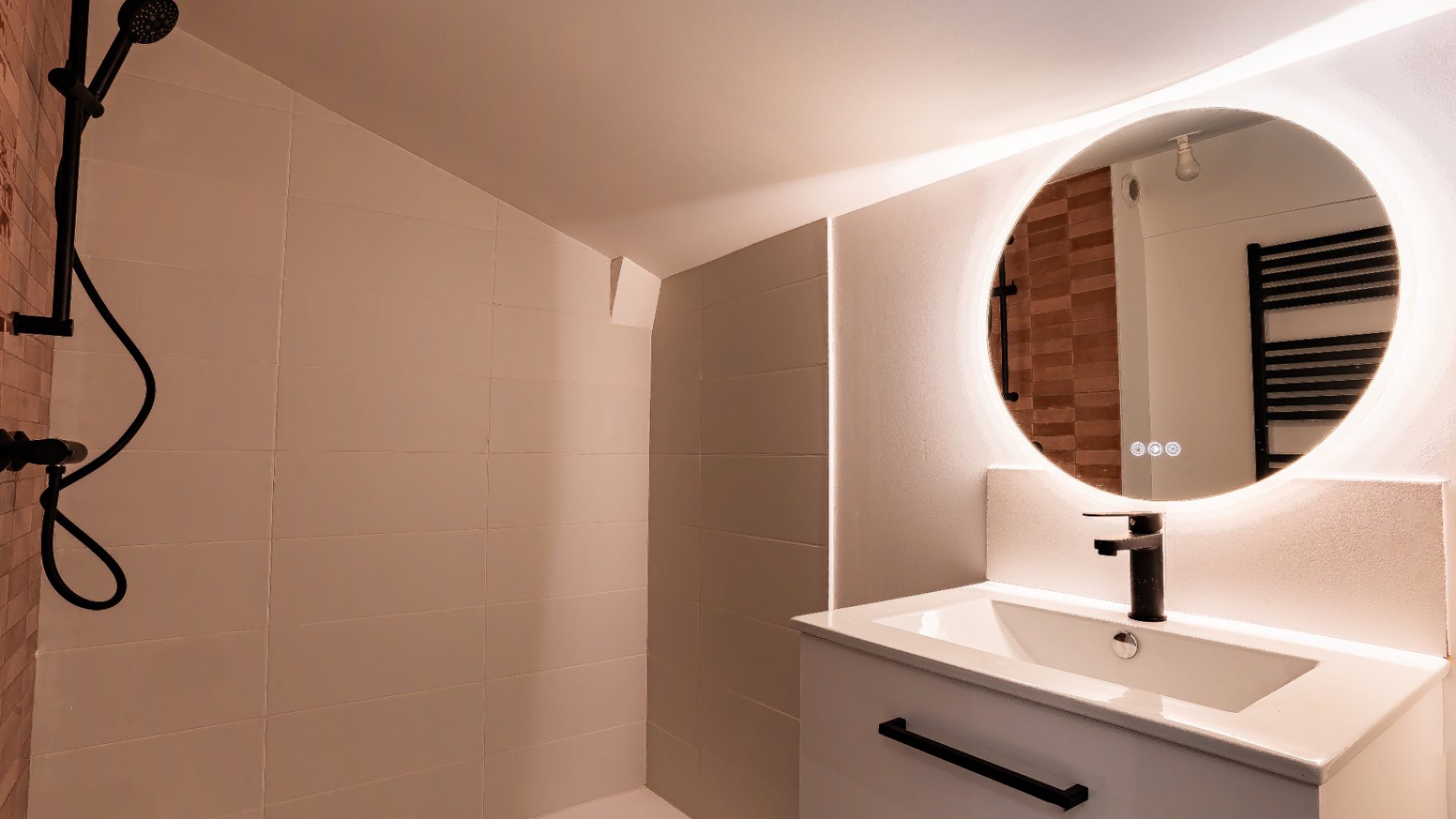 Image-Compressor.org_1024KB_Copie de Chambre 2 salle de bain - Horizontale- ok