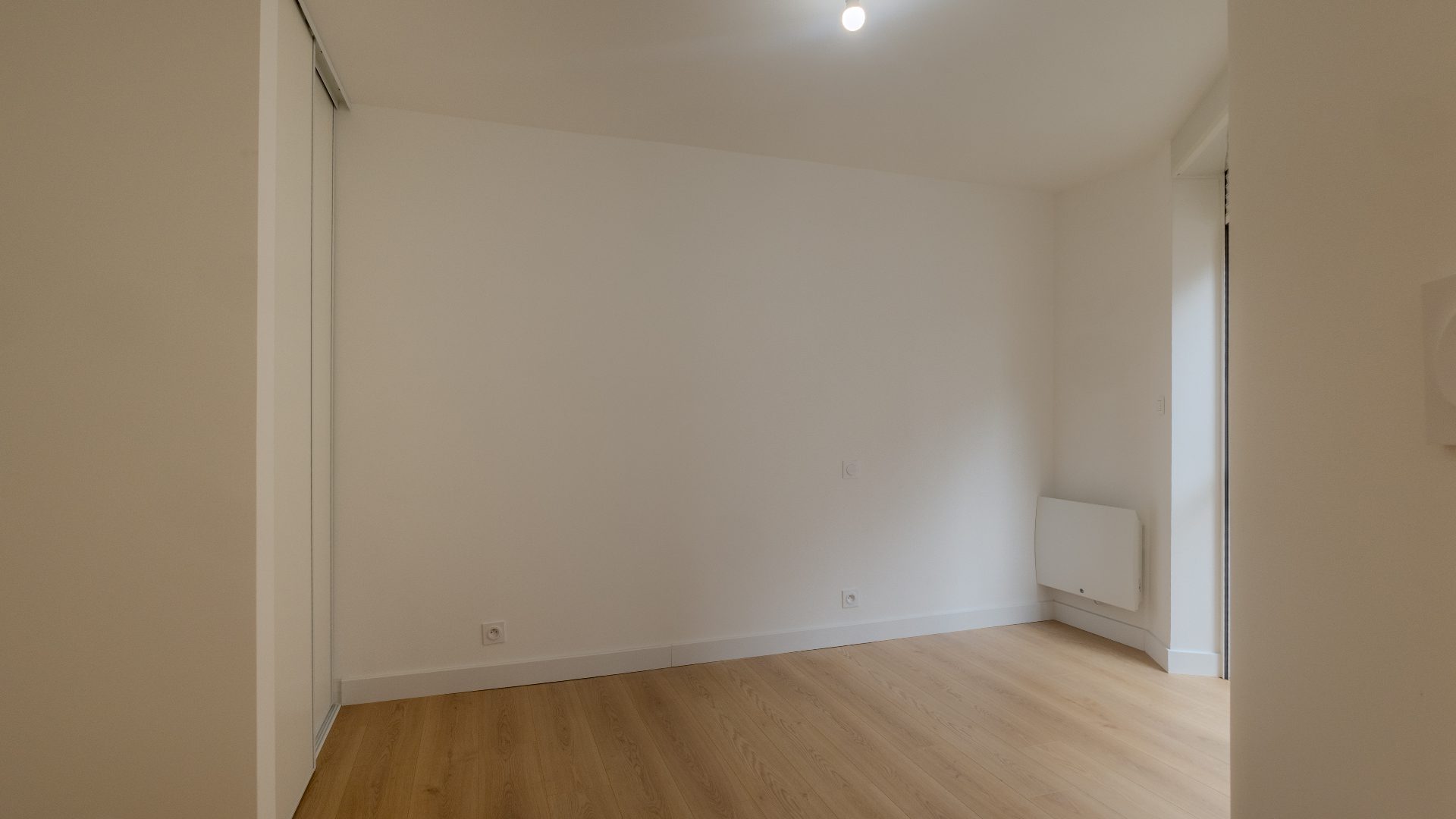 Image-Compressor.org_1500KB_Copie de Chambre 1