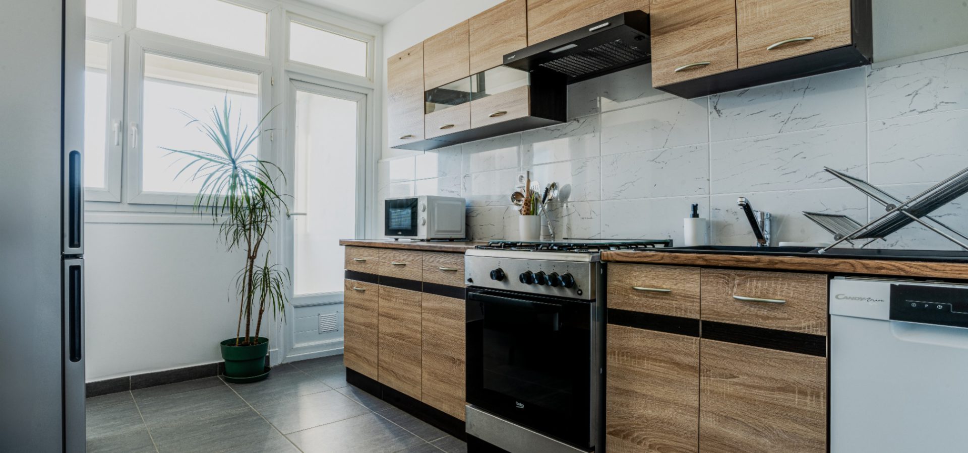 Image-Compressor.org_1500KB_Copie de Cuisine - plan large HDR