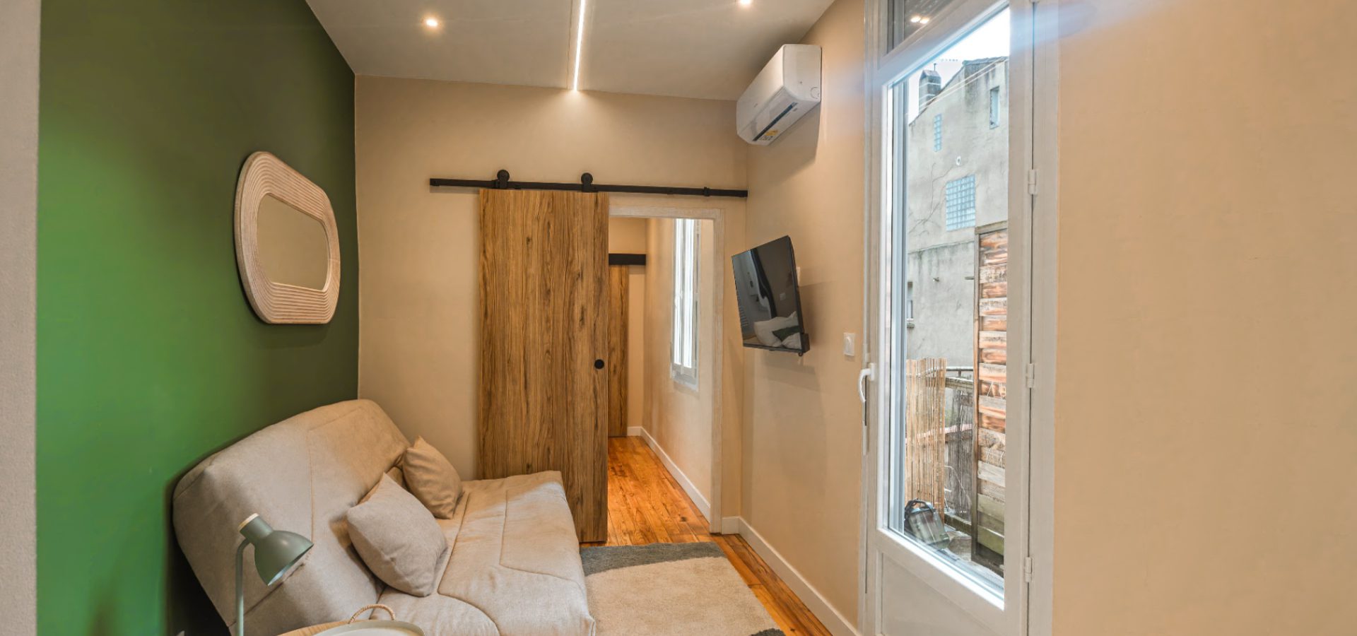 Image-Compressor.org_1500KB_Copie de Horizon_INT-12